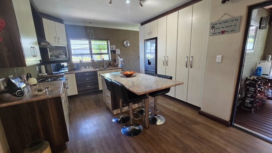 3 Bedroom Property for Sale in Protea Heights Western Cape